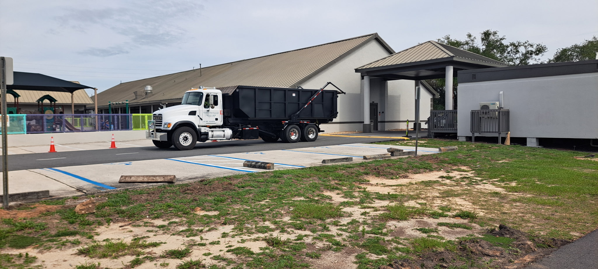 Trashout Services LLC junk removal